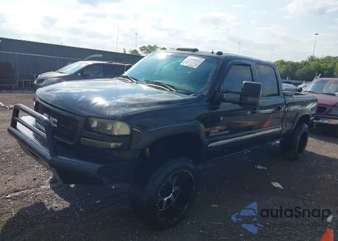 2002 GMC Sierra 2500Hd Sle из США, поврежденный, VIN 1GTHK23122F197153